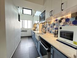Blk 893 Tampines Avenue 8 (Tampines), HDB Executive #603083901